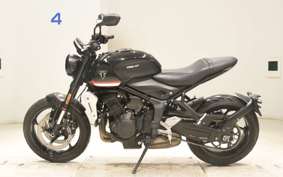 TRIUMPH TRIDENT 660 2021