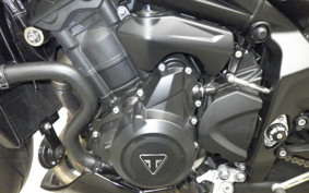 TRIUMPH STREET TRIPLE RS 2024