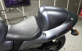 SUZUKI GSX-1300R HAYABUSA 2002