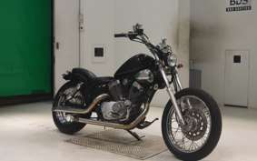 YAMAHA VIRAGO 250 2002 3DM