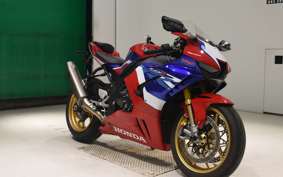 HONDA CBR1000RR RSP 2023 SC82