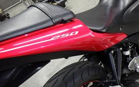 YAMAHA YZF-R25 A 2025 RG10J