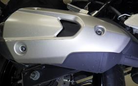 YAMAHA FZ25