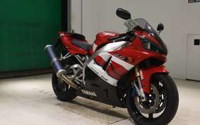 YAMAHA YZF-R1 2000