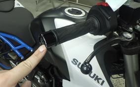 SUZUKI GSX-8S 2023 EM1AA