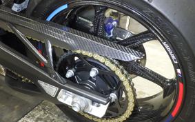 BMW M1000R 2024