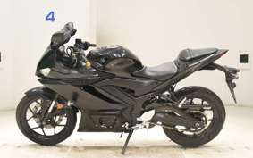 YAMAHA YZF R-3 2021 RH13J