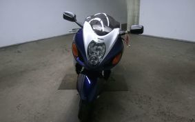 SUZUKI GSX-1300R HAYABUSA 2002 GW71A