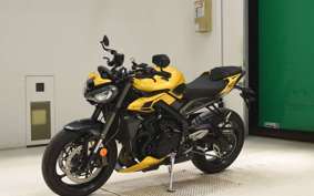 TRIUMPH STREET TRIPLE RS 2025