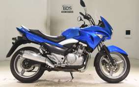 SUZUKI GSR250S 2003