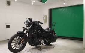 HARLEY XL883N 2011