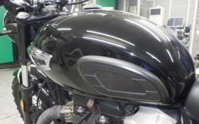 TRIUMPH BONNEVILLE T100 2021