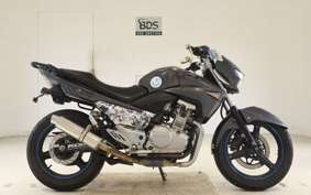SUZUKI GSR250