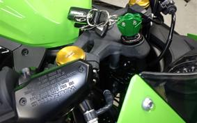 KAWASAKI ZX-25R 2013 ZX250E