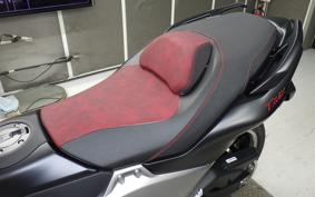 YAMAHA T-MAX 560 2026 SJ21J