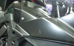 SUZUKI GSX-8R 2024 EM1AA
