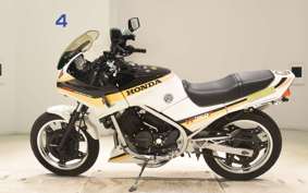 HONDA VT250FE MC08