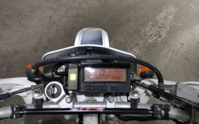 SUZUKI DJEBEL250XC SJ45A