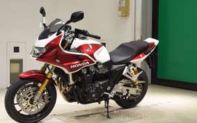 HONDA CB1300SB SUPER BOLDOR SP 2025 SC54