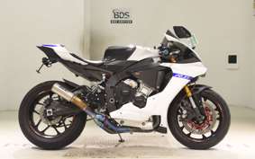 YAMAHA YZF-R1 2016