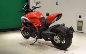 DUCATI DIAVEL 2012