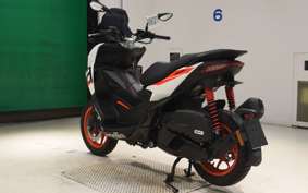 APRILIA SR GT200