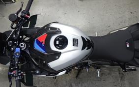 BMW M1000R 2026