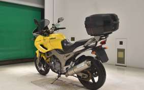 YAMAHA TDM900 2002