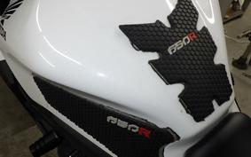 HONDA CBR650R 2023 RH03