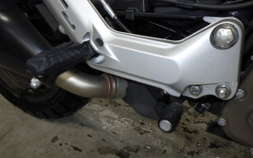 HUSQVARNA SVARTPILEN 250