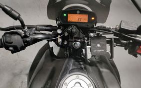 YAMAHA FZ25 RG42