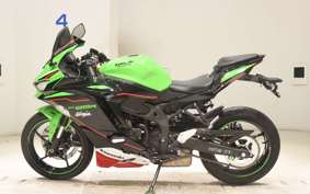 KAWASAKI ZX-25R 1982 ZX250E