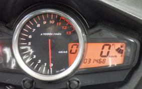 SUZUKI GSR250S