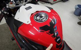 BMW S1000RR 2013