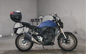 HONDA CB250R MC52
