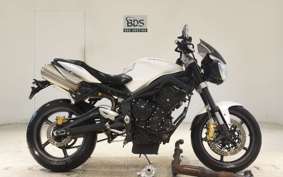 TRIUMPH STREET TRIPLE R 2011