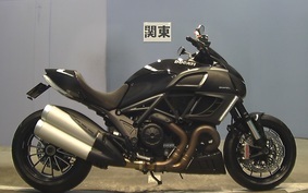 DUCATI DIAVEL 2012 G100A