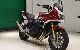 HONDA CB1300SB SUPER BOLDOR SP 2025 SC54