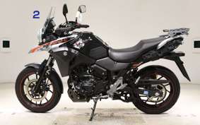 SUZUKI V-STROM 250 A