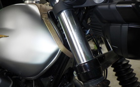 MOTO GUZZI V7 STONE 2021