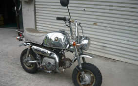 HONDA GORILLA SILVER Z50J