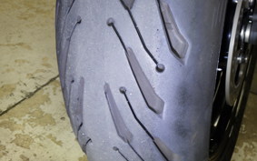 TRIUMPH TRIDENT 660 2025
