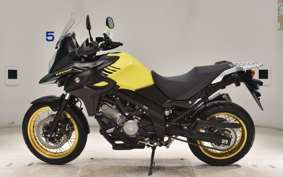 SUZUKI DL650 ( V-Strom 650 ) XTA 2018 C733A