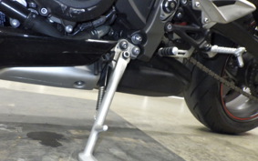TRIUMPH STREET TRIPLE R 2021