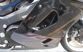 KAWASAKI ZZ1100 NINJA 2000 10D062