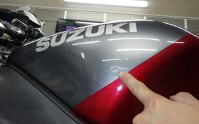 SUZUKI GSX-1300R HAYABUSA 2000