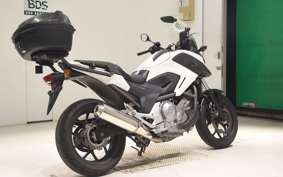HONDA NC 700 X 2015 RC63