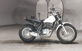 YAMAHA TW225 DG09J