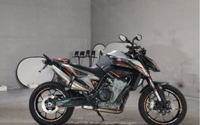 KTM 790 DUKE 2019 TU640