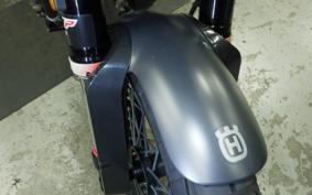HUSQVARNA SVARTPILEN 401 2021